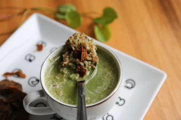 பல ஆரோக்கிய நன்மையை வழங்கும் இலங்கையர்களின் பச்சை கஞ்சி - எப்படி செய்வது?