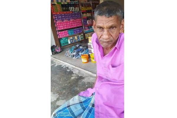 காணாமல் போனவரை கண்டறிய பொதுமக்களிடம் பொலிஸார் முன்வைத்துள்ள கோரிக்கை (Photos) | Police Request The Public To Locate Missing Person