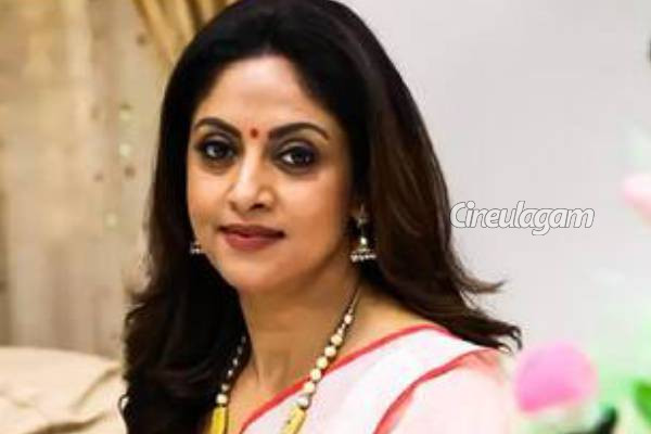 அடேங்கப்பா நடிகை நதியாவா இது, 58 வயதிலும் Heavy Workout... வீடியோ பாருங்க | Actress Nadhiya Heavy Workout Video Viral