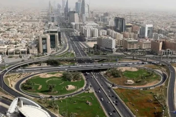 உலகத்தில் ஒரு நதி கூட இல்லாத பணக்கார நாடு எது தெரியுமா?