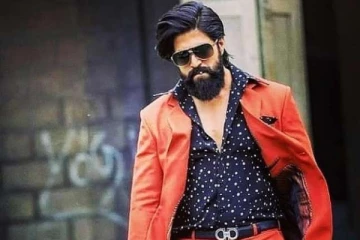 கே.ஜி.எஃப் நடிகர் யாஷுடன் கைகோர்க்கும் தமிழ் இயக்குனர்.. அட இவரா