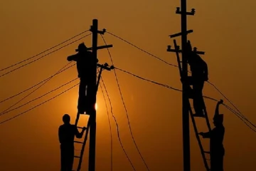 18 சதம் செலுத்தாததால் துண்டிக்கப்பட்ட மின்சாரம்