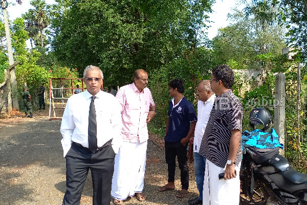 காவல்துறையால் ஒடுக்கப்படும் அடிப்படை உரிமை - தையிட்டிப் போராட்டக் களத்தில் சுமந்திரன் மாவை! | Jaffna Thaiyiddy Protest Sumanthiran Gajendran Sl