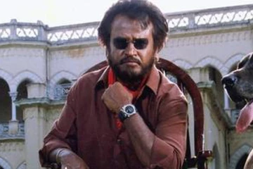 பாட்ஷா படத்தை முதன் முதலில் இயக்கவிருந்தது இவர் தானா.. சுரேஷ் கிருஷ்ணா இல்லையா