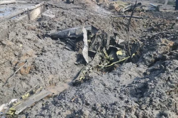 சென்னை அருகே விழுந்து நொறுங்கிய பயிற்சி விமானம் - உள்ளே இருந்தவர்களின் நிலை என்ன?