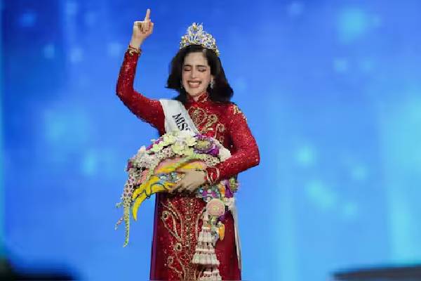 மிஸ் யூனிவர்ஸ் பட்டம் வென்ற மெக்சிகோ நாட்டுப் பெண்: எழுந்த சர்ச்சை | Fatima Bosch Bags Miss Universe 2025 Title மிஸ் யூனிவர்ஸ் பட்டம் வென்ற மெக்சிகோ நாட்டுப் பெண்: எழுந்த சர்ச்சை | Fatima Bosch Bags Miss Universe 2025 Title