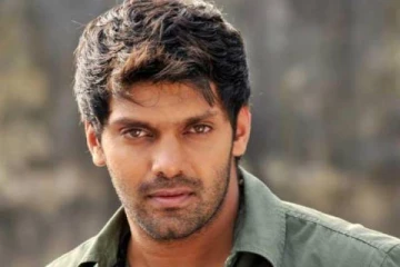 நடிகர் ஆர்யாவின் கடைகளுக்கு வந்த பிரச்சனை... ஐடி ரெய்டு?