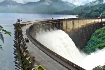 விக்டோரியா நீர்த்தேக்கத்தின் 2 வான் கதவுகள் திறப்பு