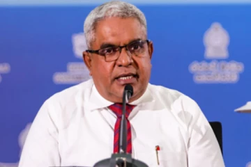 முறையற்ற செயல்பாடுகள் காரணம் ; பௌத்த ஆணையர் பதவியில் மாற்றம்