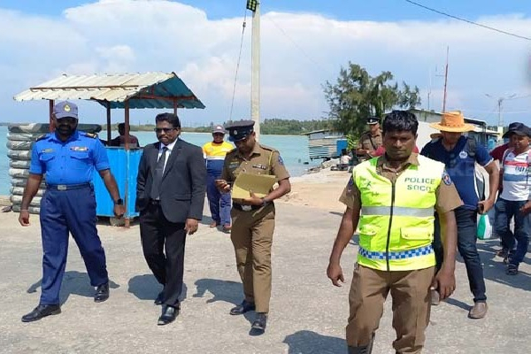 யாழை உலுக்கிய படுகொலைச் சம்பவம்; இருவரின் சடலங்கள் ஒப்படைப்பு | Handing Over The Bodies Murdered In Jaffna Island