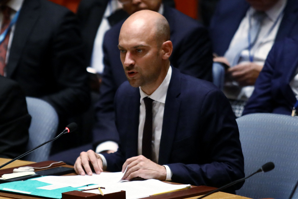 லெபனானில் போர் நிறுத்தம்; பிரான்ஸ் வெளியுறவு அமைச்சர் இஸ்ரேலுக்கு அவசர பயணம் | Ceasefire Lebanon France Minister Visit Israel