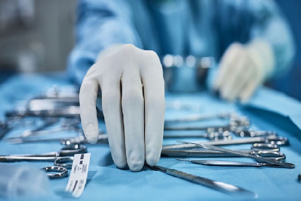 அரச வைத்தியசாலைகளில் சத்திரசிகிச்சைக்கு கட்டுப்பாடு | Control Of Surgery Government Hospitals