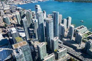 காலியான வீடுகளுக்கும் இனி வரி: ரொறன்ரோ நகர சபை ஒப்புதல்