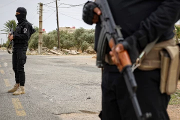 சிரியாவில் வெடித்த பயங்கர மோதல்கள்: 30 பேர் பலி, 100 பேர் காயம்!