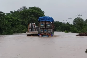 வவுனியா ஏ9 வீதி ஊடான போக்குவரத்து தடை!