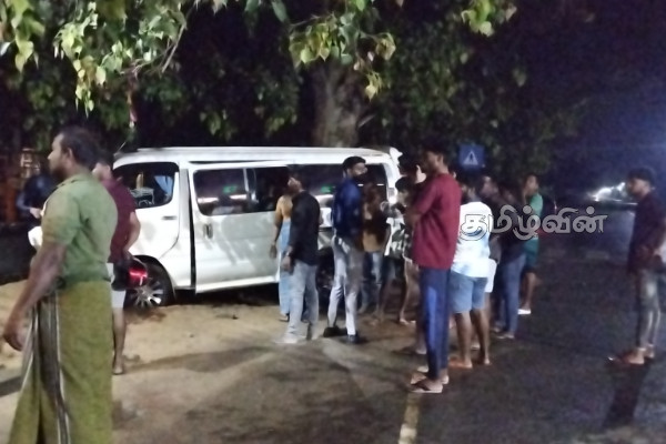 மட்டக்களப்பில் விபத்து! மேலதிக விசாரணையில் பொலிஸார் | Major Accident In Chettipalayam Batticaloa மட்டக்களப்பில் விபத்து! மேலதிக விசாரணையில் பொலிஸார் | Major Accident In Chettipalayam Batticaloa