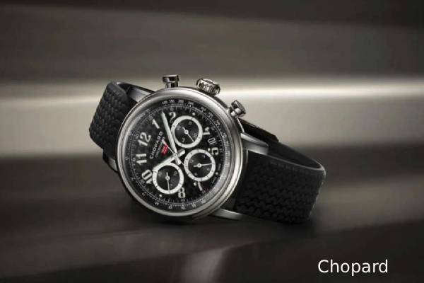 சுவிஸ் நாட்டவரின் வீட்டுத் தோட்டத்தில் கிடைத்த கோடிக்கணக்கில் மதிப்புடைய பொருட்கள்: பின்னணி | Swiss Employee Stole 200K Chf Value Goods