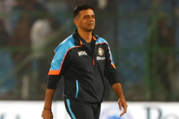 ஹோட்டலை விட்டு வெளியேறிய ராகுல் டிராவிட் - 3வது போட்டிக்கு முன்னால் நடந்த சம்பவம்