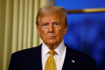 ட்ரம்ப் நிர்வாகத்தின் உத்தரவுக்கு அமெரிக்க உயர் நீதிமன்றம் வழங்கிய அனுமதியால் சர்ச்சை