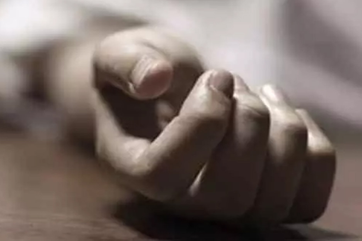 பிரித்தானியாவில் 05 ஆண்டுகள் தடுத்து வைக்கப்பட்டிருந்த இலங்கைத் தமிழர் எடுத்த விபரீத முடிவு | Tamil Held 5 Years In Uk Takes Drastic Step பிரித்தானியாவில் 05 ஆண்டுகள் தடுத்து வைக்கப்பட்டிருந்த இலங்கைத் தமிழர் எடுத்த விபரீத முடிவு | Tamil Held 5 Years In Uk Takes Drastic Step
