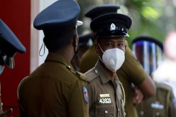 யாழில் அதிர்ச்சி சம்பவம்: குளமொன்றில் இருந்து சடலமாக மீடகப்பட்ட ஆண்! | Man Was Recovered As A Corpse From Pond In Jaffna