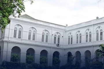රට වටේම ජනපති මන්දිරවල නඩත්තු බිල කෝටි 3.5 පනී