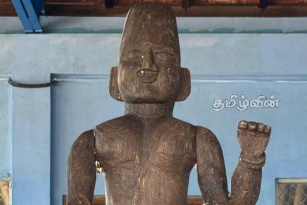 யாழில் கரையொதுங்கிய சிலை: பொலிஸாருக்கு தகவல் | Statue Associated Buddhism Washed Ashore Jaffna யாழில் கரையொதுங்கிய சிலை: பொலிஸாருக்கு தகவல் | Statue Associated Buddhism Washed Ashore Jaffna