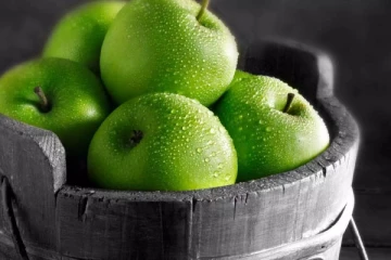 பச்சை ஆப்பிளை சாப்பிடுவதில் இத்தனை சத்துக்களா