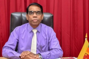 எரிபொருள் கறுப்புச் சந்தையை கட்டுப்படுத்த முடியாத நிலை - யாழ். மாவட்ட செயலர் ஆதங்கம்