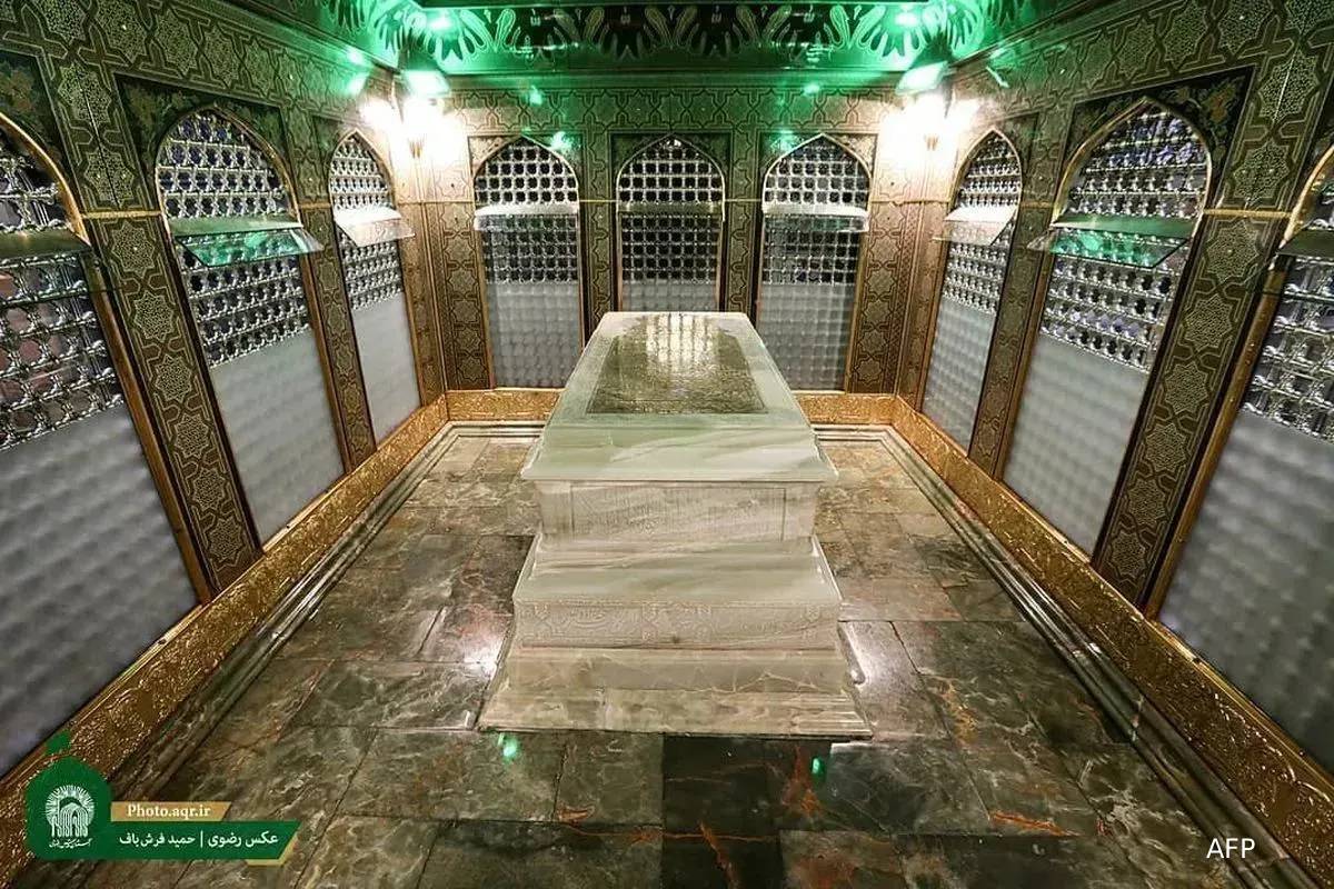கமேனியின் உடலை மஷ்ஹத்தில் அடக்கம் செய்வது ஏன்? | Why Mashhad Chosed As Khamenei Final Resting Place