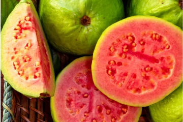 உயர் ரத்த அழுத்தம் உடனடியாக குறைய தினமும் ஒரு கொய்யா பழம் போதும்.... அட இவ்வளவு நன்மைகளா?