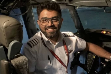 தாக்கப்பட்ட FlyDubai விமானத்தின் விமானி எப்படி இருக்கிறார்? இந்திய தூதர் தகவல்