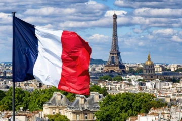 பிரான்ஸில் ஈழத் தமிழ் இளைஞனின் விபரீத முடிவால் கலங்கும் குடும்பம்