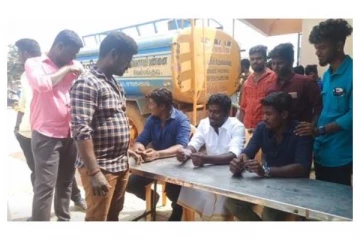 திருமணத்திற்கு வருவோருக்கு குவாட்டர்,சிக்கன் இலவசம் - ஆதார் கட்டாயம்..!