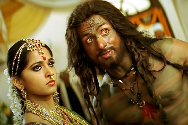 ரீமேக் செய்யப்படும் அருந்ததி திரைப்படம்.. அனுஷ்காவிற்கு பதில் கதாநாயகியாக 24 வயது நடிகை | Sreeleela Going To Do Arundhati Hindi Remake ரீமேக் செய்யப்படும் அருந்ததி திரைப்படம்.. அனுஷ்காவிற்கு பதில் கதாநாயகியாக 24 வயது நடிகை | Sreeleela Going To Do Arundhati Hindi Remake