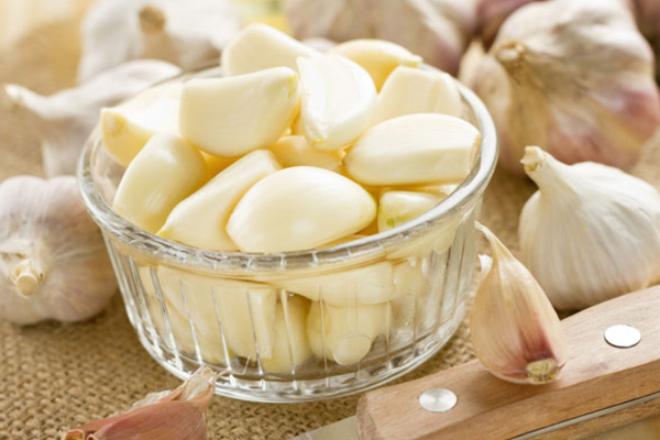 உயர் இரத்த அழுத்தத்தை குறைக்கும் பூண்டு ; இத்தனை நன்மைகள் இருக்கா! | Garlic That Helps Reduce High Blood Pressure உயர் இரத்த அழுத்தத்தை குறைக்கும் பூண்டு ; இத்தனை நன்மைகள் இருக்கா! | Garlic That Helps Reduce High Blood Pressure