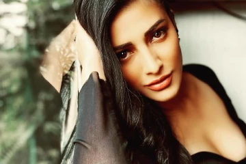 என் உடம்பு, என்ன வேணும்னாலும் செய்வேன்: கமல்ஹாசன் மகள் ஸ்ருதி