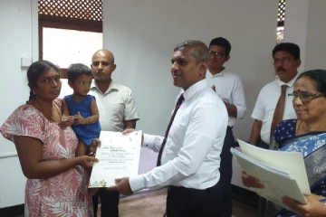 யாழில் 32 வருடங்களின் பின் வீடுகளுக்கான உறுதி பத்திரங்கள் வழங்கப்பட்டது
