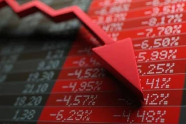 மிக மோசமான வீழ்ச்சி... மில்லியன் கணக்கானோர் பாதிக்கப்படலாம்: எச்சரிக்கும் பொருளாதார நிபுணர்கள் | Terrifying Crash Is Coming மிக மோசமான வீழ்ச்சி... மில்லியன் கணக்கானோர் பாதிக்கப்படலாம்: எச்சரிக்கும் பொருளாதார நிபுணர்கள் | Terrifying Crash Is Coming