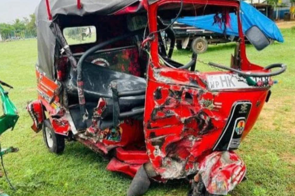 கனகராயன்குளத்தில் கோர விபத்து! கரவெட்டி இளைஞர் பலி | Vavniya Accident கனகராயன்குளத்தில் கோர விபத்து! கரவெட்டி இளைஞர் பலி | Vavniya Accident