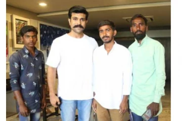 231 கி.மீட்டர் தூரம் நடந்தே சென்று நடிகர் ராம் சரணை சந்தித்த ரசிகர்கள் - புகைப்படம் வைரலானது!