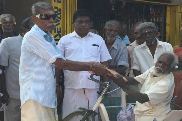 யாழ்ப்பாணத்து எம்.ஜி.ஆர் காலமானார் (PHOTOS)
