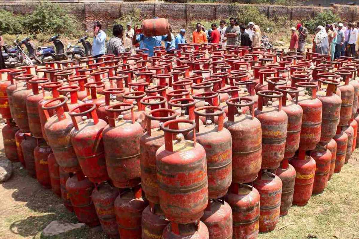 LPG சிலிண்டர் எடை குறைப்பா? மத்திய அரசு விளக்கம் | India Denies Lpg Cylinder Weight Cut Rumors