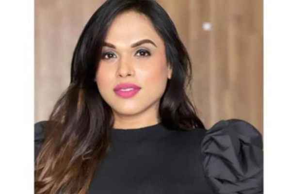 பிக் பாஸ் வீட்டிலிருந்து வெளியேறிய நமீதா: களமிறக்கப்படும் புதிய போட்டியாளர்....யார் தெரியுமா? | Bigg Boss House New Contestant To Be Fielded பிக் பாஸ் வீட்டிலிருந்து வெளியேறிய நமீதா: களமிறக்கப்படும் புதிய போட்டியாளர்....யார் தெரியுமா? | Bigg Boss House New Contestant To Be Fielded