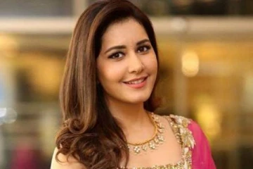 அனுஷ்கா சமந்தா மாறி இருக்கணும்: ஆணாதிக்கம் குறித்து பேசிய பிரபல நடிகை