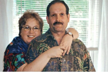 கணவனை கொலை செய்வது எப்படி; பெண் எழுத்தாளருக்கு ஆயுள் தண்டனை