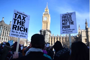 வாழ்க்கைச் செலவு உயர்வுக்கு எதிராக லண்டனில் போராட்டம்