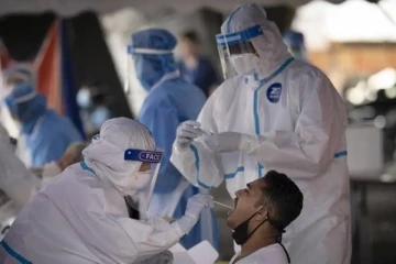 கொரோனா பாதித்தாலும் இவர்கள் வேலைக்கு செல்லலாம்! பிரான்ஸ் அரசு முக்கிய அறிவிப்பு