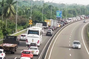 அதிவேக நெடுஞ்சாலைகளில் வாகனம் ஓட்டுபவர்களுக்கான முக்கிய அறிவித்தல்