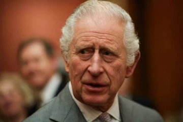 ராணியாருக்காக உழைத்த அரண்மனை ஊழியர்களை கலங்கடித்த மன்னர் சார்லஸின் ஒற்றை முடிவு